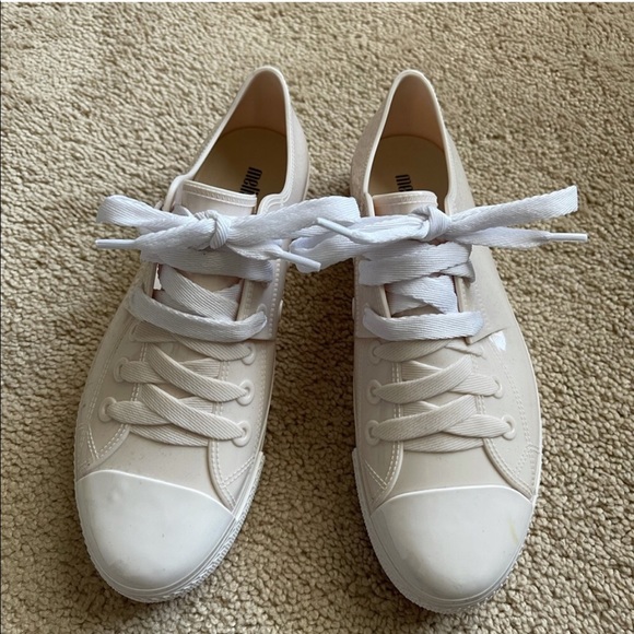 Red Bottom Melissa Jelly Sneakers - Picture 2 of 3